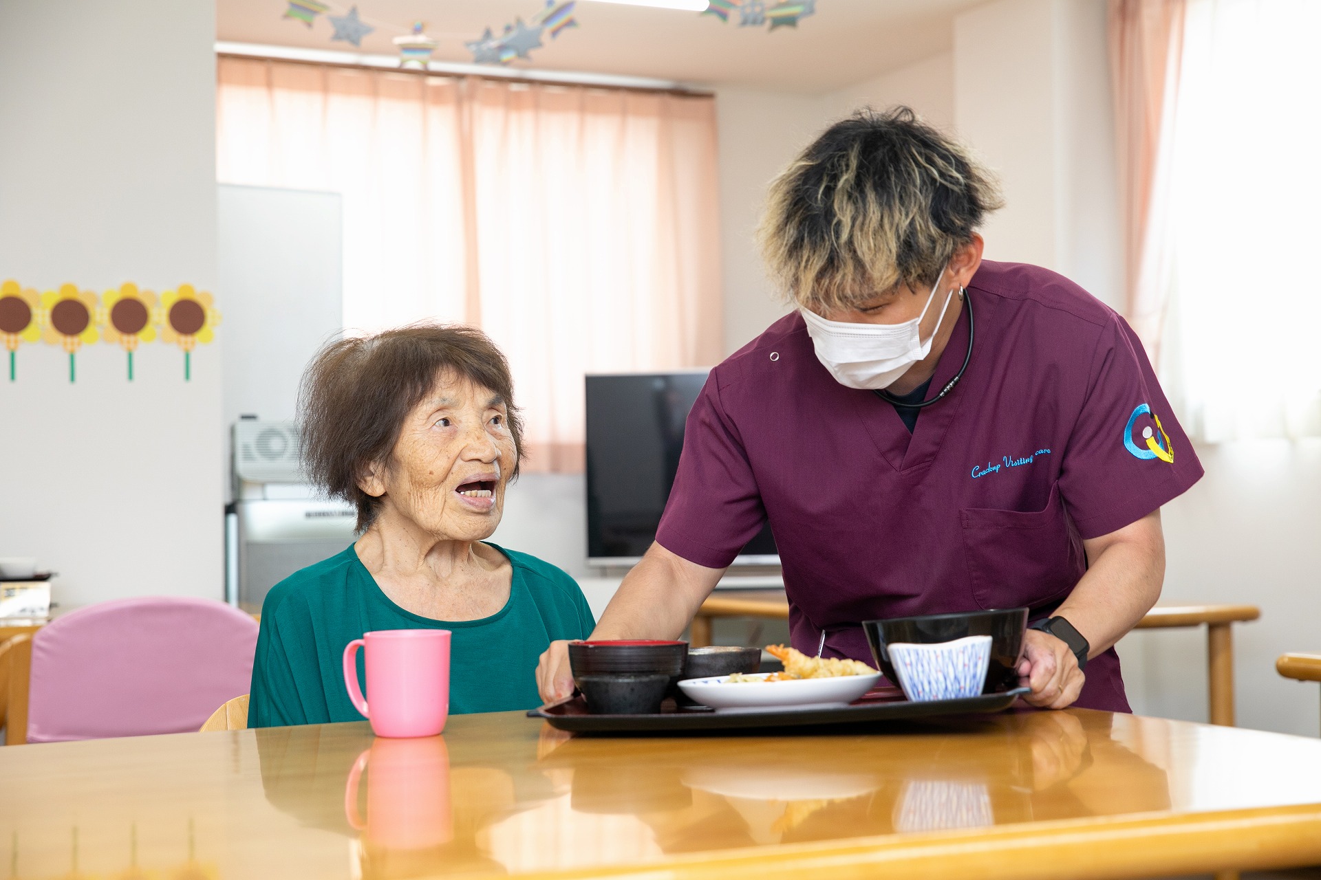 施設内調理の温かい食事